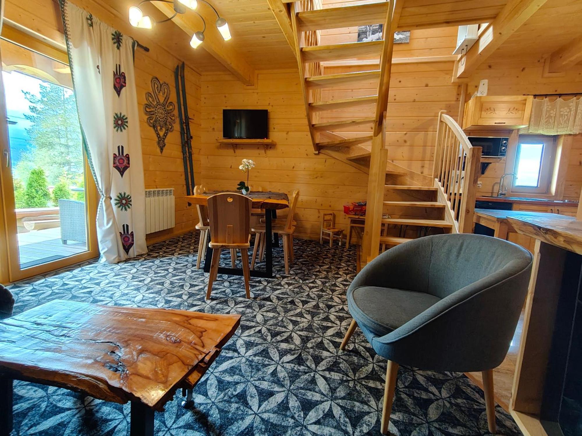 Domek W Zebie Z Jacuzii I Sauna W Cenie 扎布 外观 照片