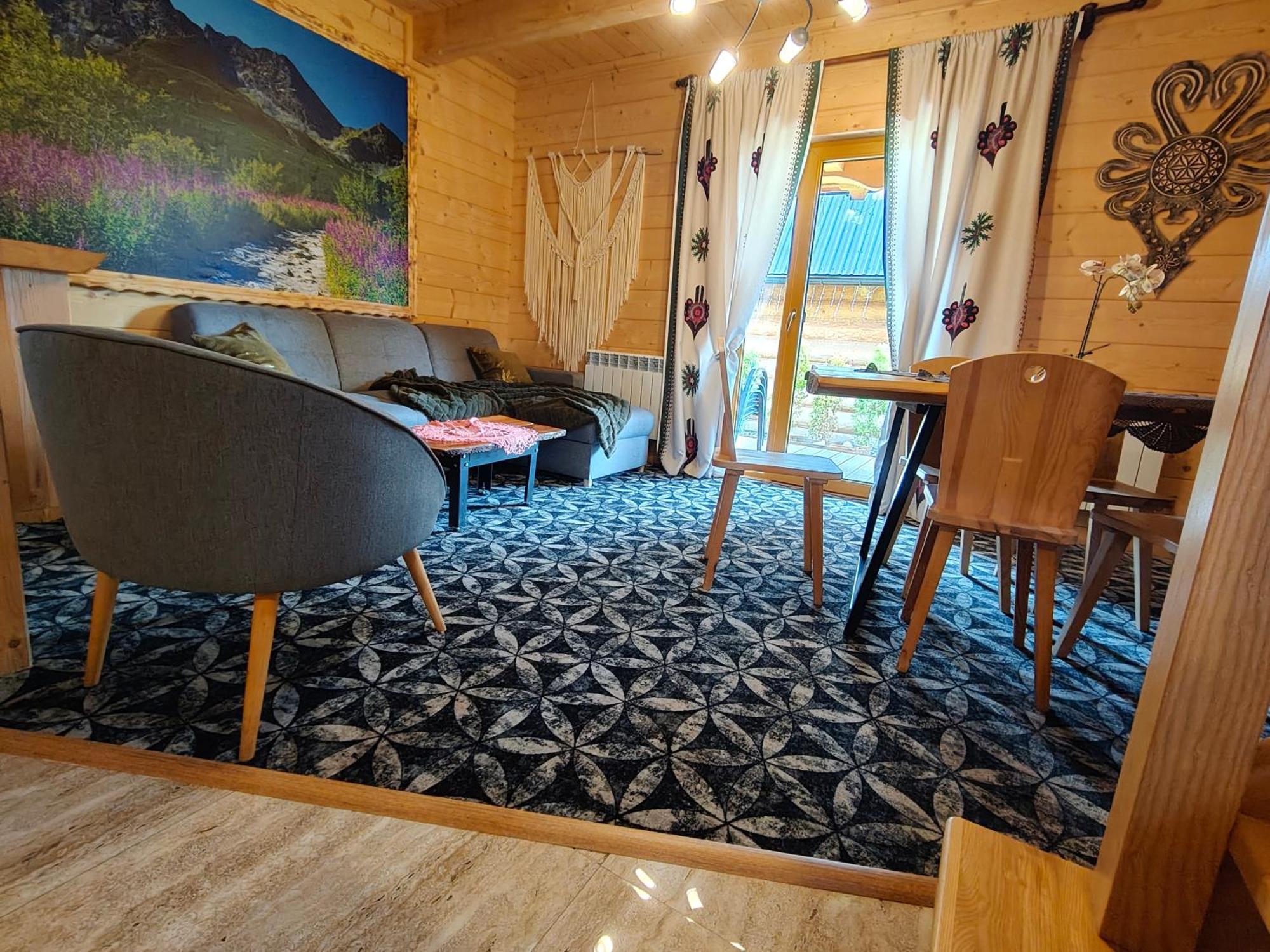 Domek W Zebie Z Jacuzii I Sauna W Cenie 扎布 外观 照片